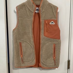 PENFIELD vest